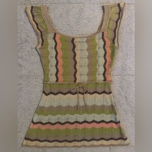 Windsor Wavy Woven Knit Sleeveless Tank Top Gold Metallic Threading & Tie Waist